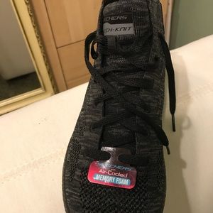 Skechers Burst walking sneakers - Women’s 8.5